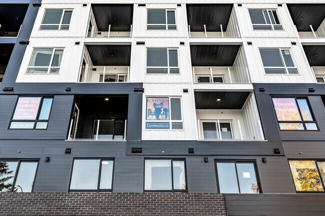 Building Photo - Karmia