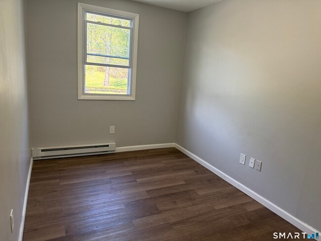 682 Old Colony Rd