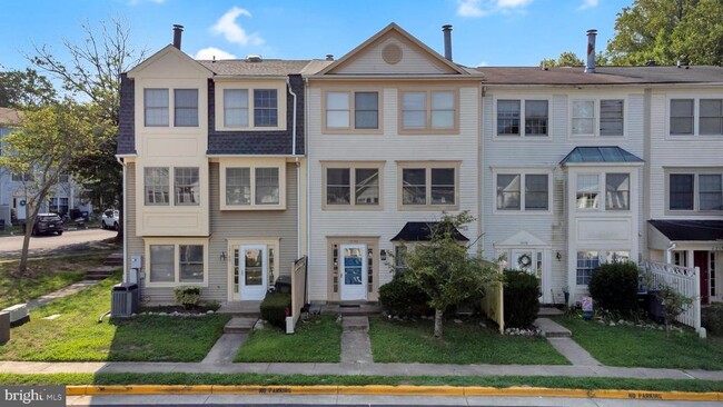 Building Photo - 12158 Salemtown Dr