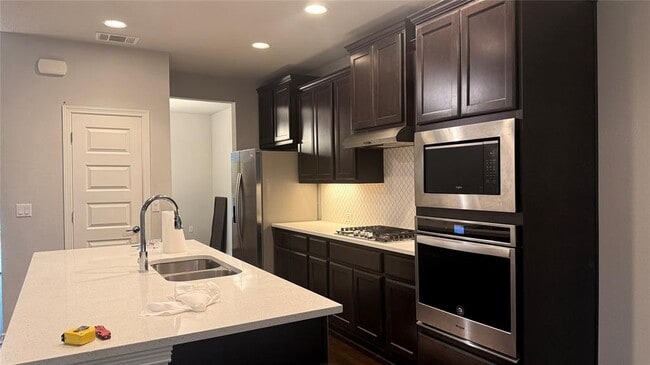 Photo - 9102 Gage Dr