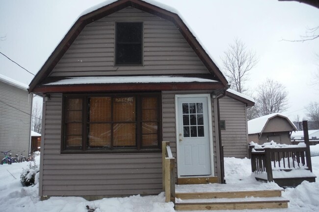 Photo - 23847 Second Ave