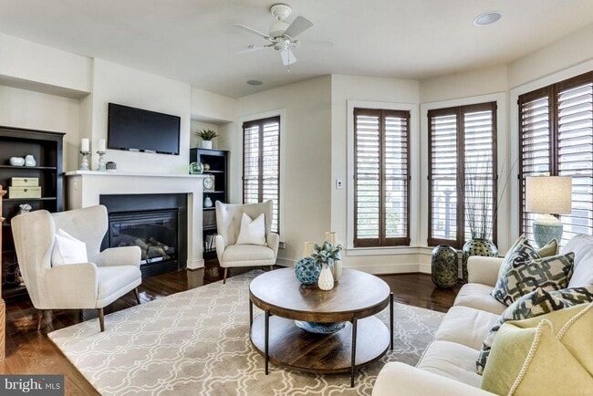 Photo - 419 K St SE