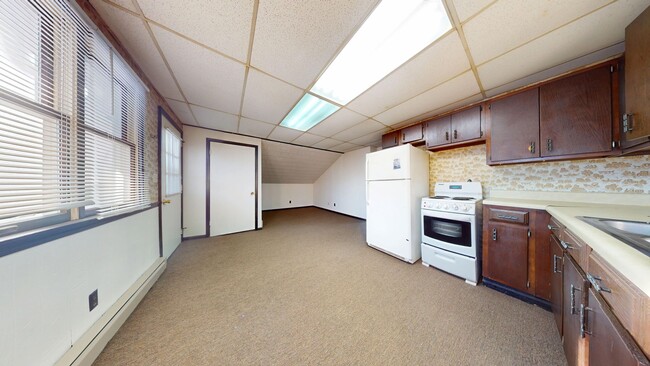 Photo - 260 Reform St Unit 3