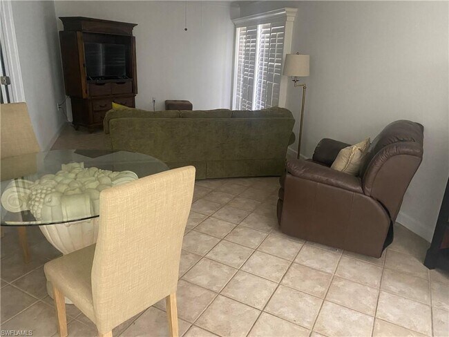 Photo - 1964 Alamanda Dr