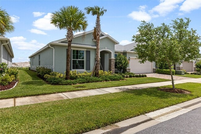 10407 SW Captiva Dr