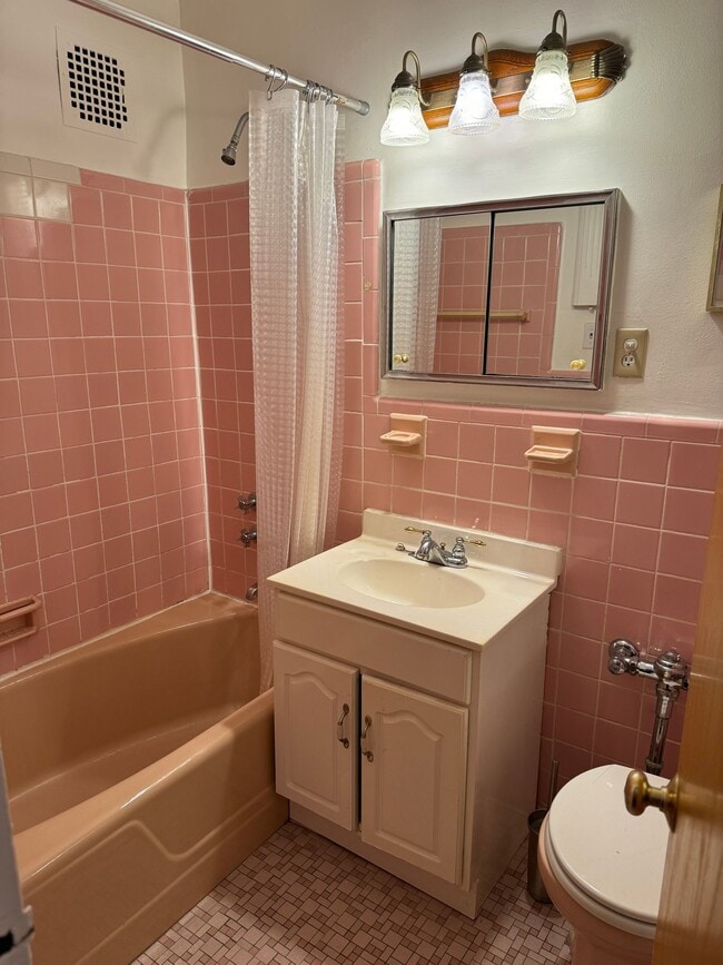 Photo - 444 E 87th St