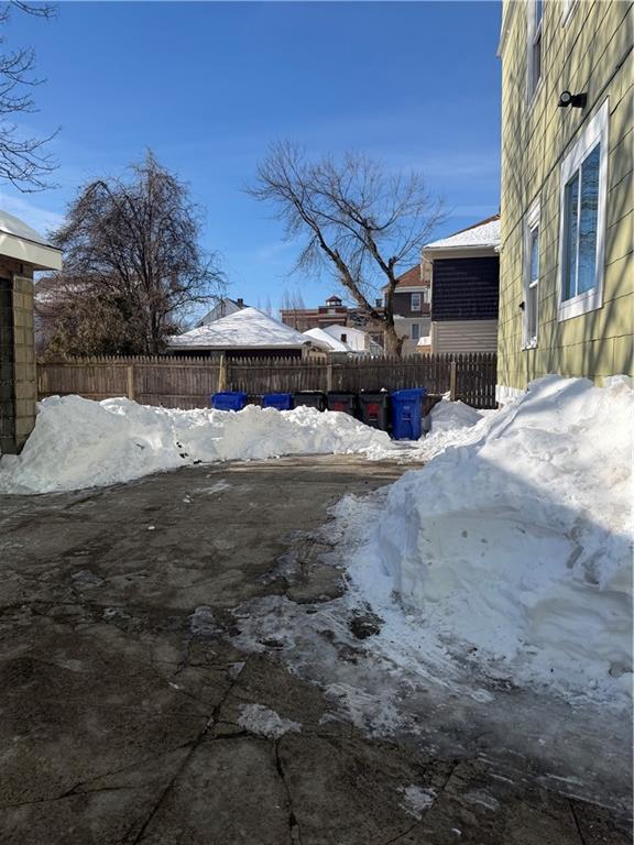 Building Photo - 43 Harvest St Unit 1