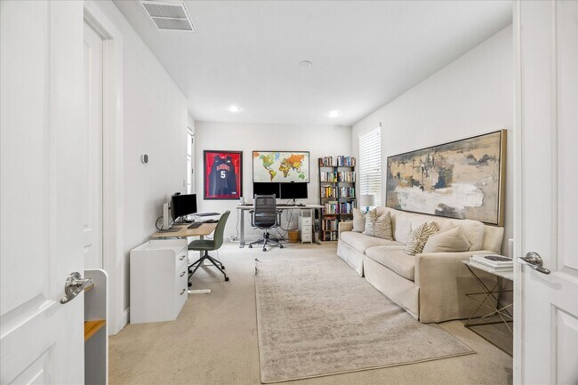 Photo - 1033 Ashland St