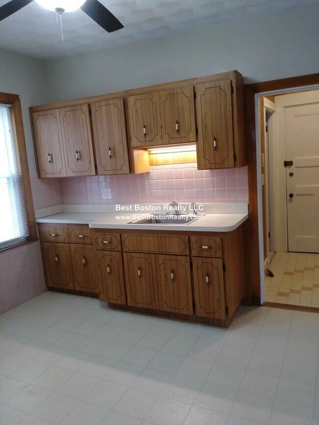 Photo - 72 Clinton St Unit 2