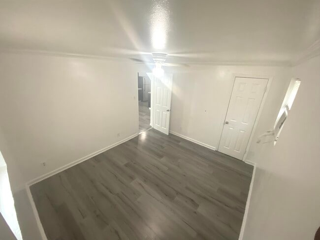 Photo - 1342 Dublin Ave