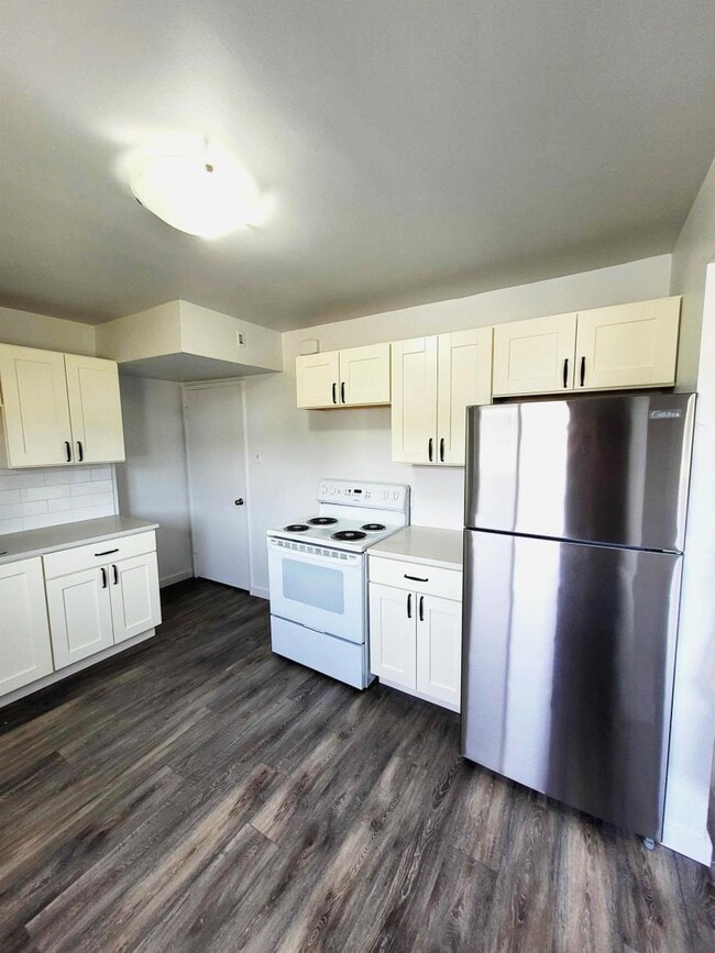 Photo - 3 bedroom in Kitimat BC V8C 1W2