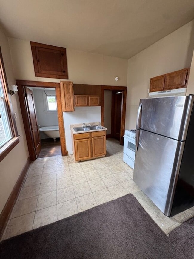 Photo - 420 Maxine Dr