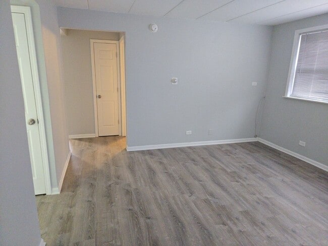 Photo - 446 N Ardmore Ave Unidad GB