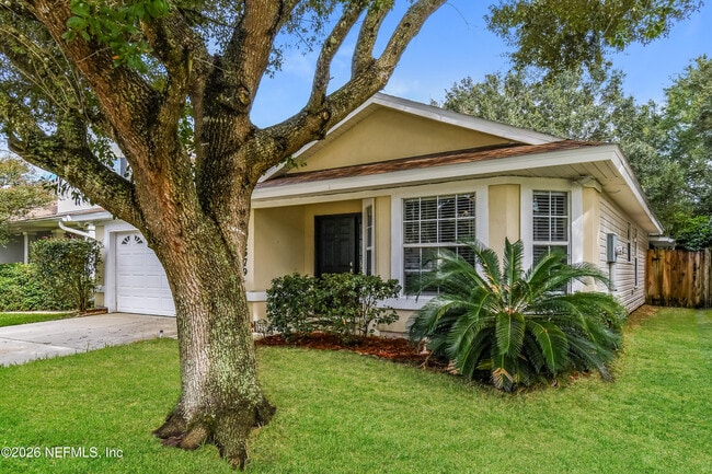 Photo - 12579 Woodfield Cir W