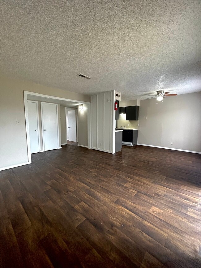Living Room - Red Fox Apartments