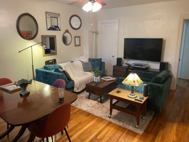 Building Photo - 514 Main St Unit Apt #2