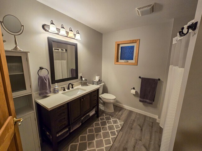 Photo - 145 Knight Ln