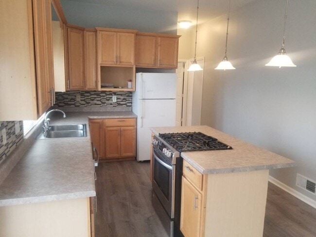 Photo - 356 Hennepin St