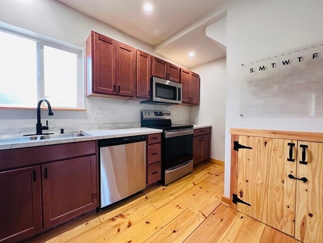 Photo - 88 Miller St