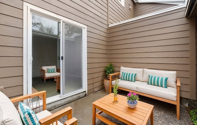 Photo - 1614 Village Park Pl