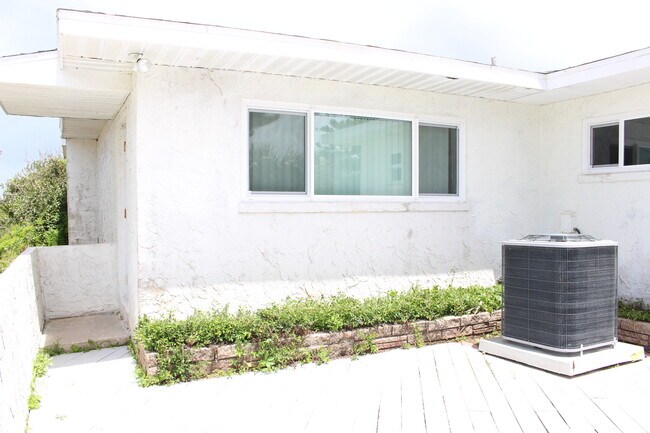 Photo - 1215 N Atlantic Ave