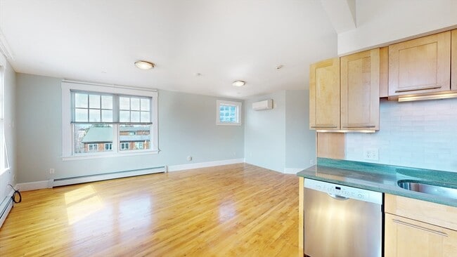 Photo - 432 Norfolk St Unit 4A