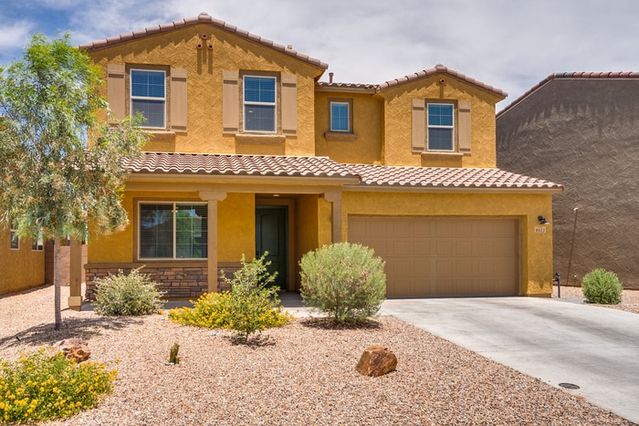 This stunning 2-story residence combines m... - This stunning 2-story residence combines m...