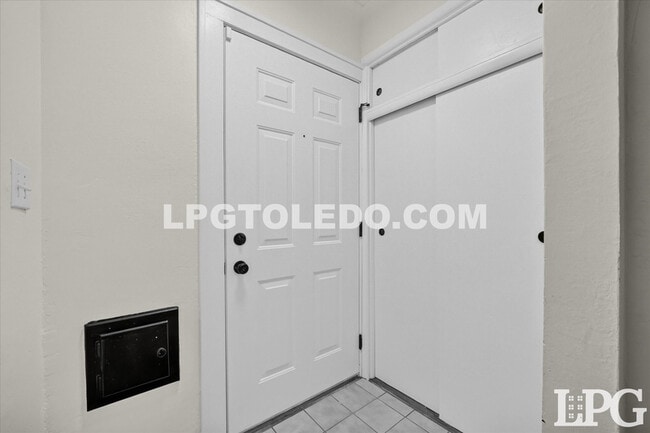 1467 Craigwood Rd