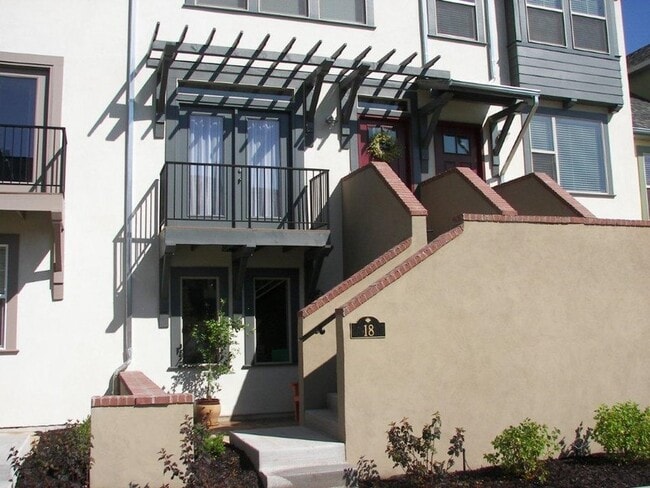 Photo - 420 N Main St