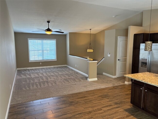 Photo - 1118 Marathon Dr