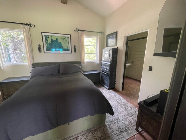 232 E Los Olivos St Unit A