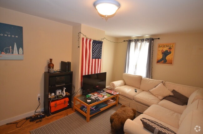 Building Photo - 266 Gold St Unit 1 Rental