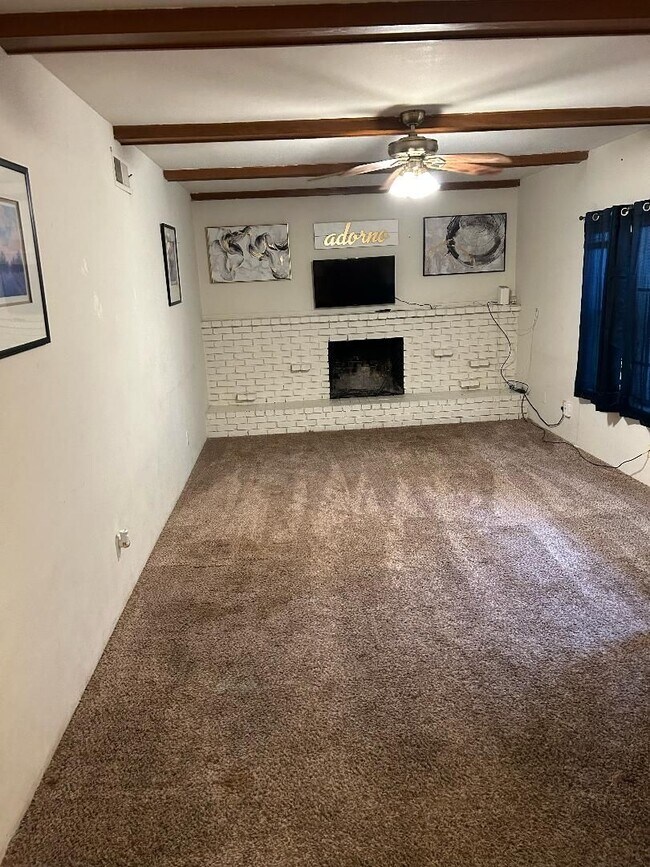 10018 Cirrus Way