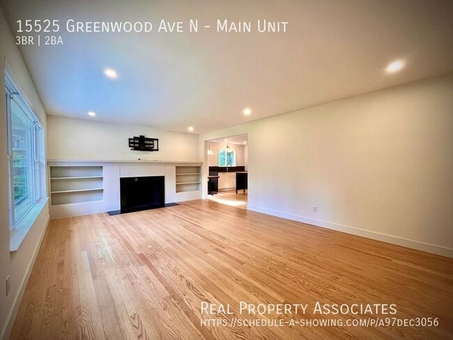 Photo - 15525 Greenwood Ave N Unidad Main