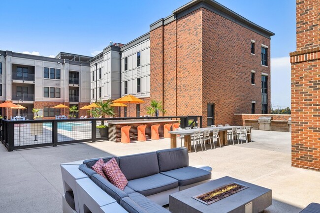 Photo - 601 Meeting St