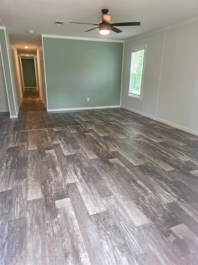 Photo - Adorable 3 bedroom 2 bathroom