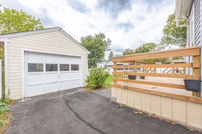 Photo - Charming 3-Bedroom Home in the Heart of Sp...
