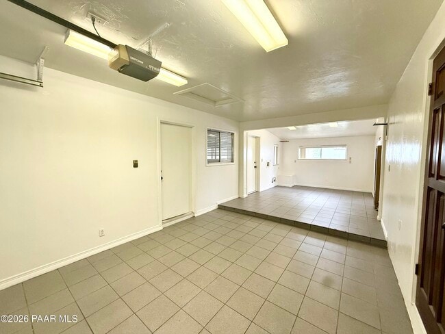 Photo - 314 Jovian Dr