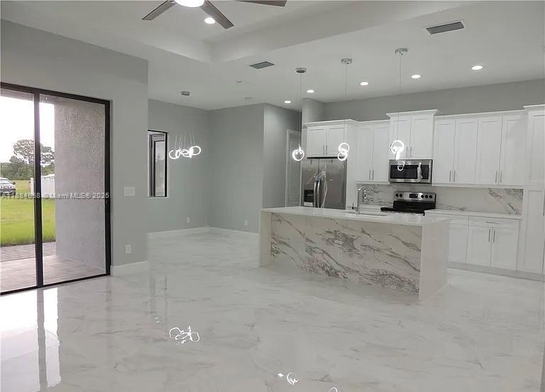 Photo - 2011 NW 10th Pl