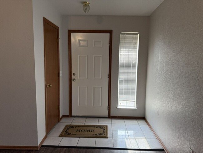 Photo - 2806 Shoreridge Ave