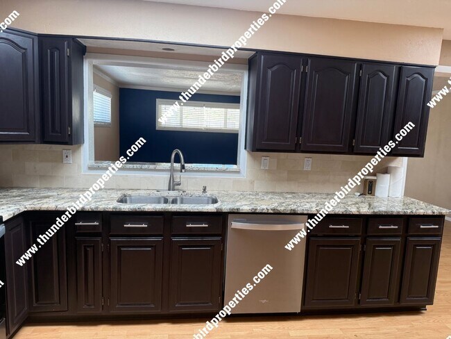 Photo - 2108 Muriel St NE