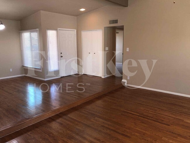 Photo - 3672 W Windrose Dr