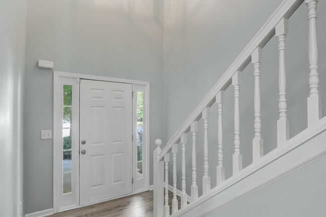 Photo - Gorgeous 3-Bedroom Home with Extra Flex Space!