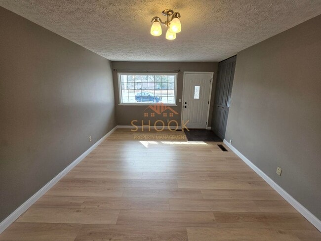 Photo - COZY 3BR/1.5BA HOME ON CUL-DE-SAC