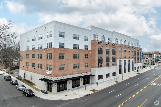 Fantastic Midtown Location