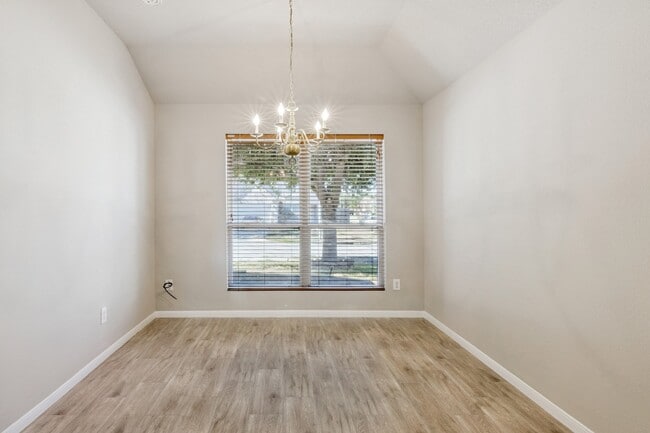 Photo - 20938 Fox Trot Ct