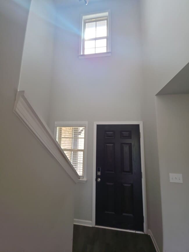 Photo - 121 Hulsey Ln