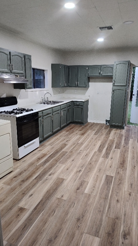 Photo - 1210 Roussell St