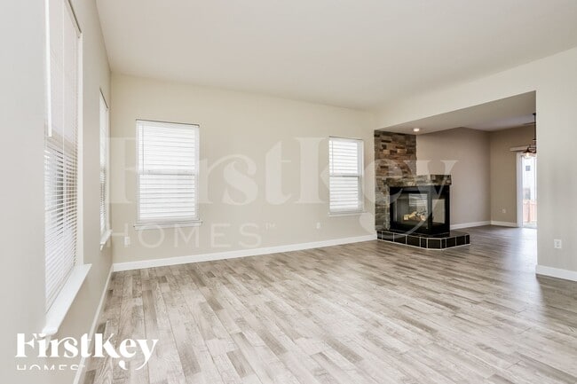 1014 Glengarry Dr