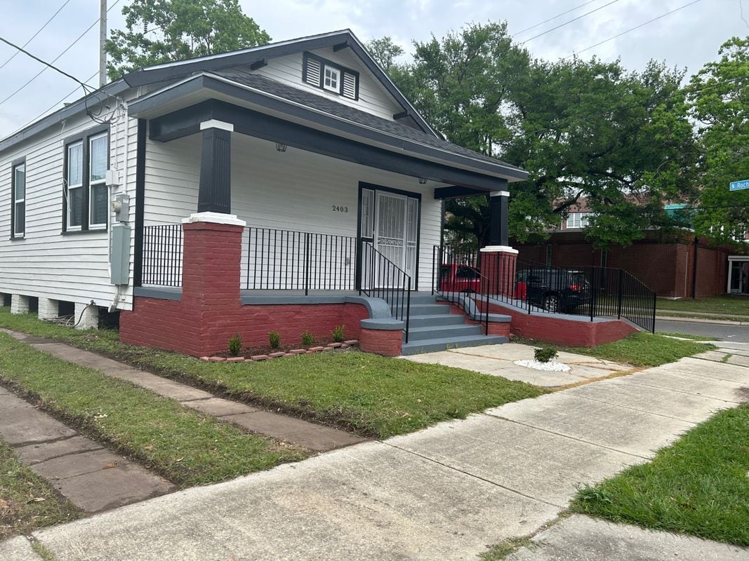 Photo - 2403 Onzaga Street